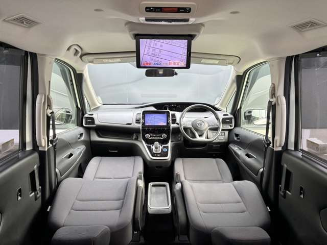 セレナ1.2 e-POWER XV