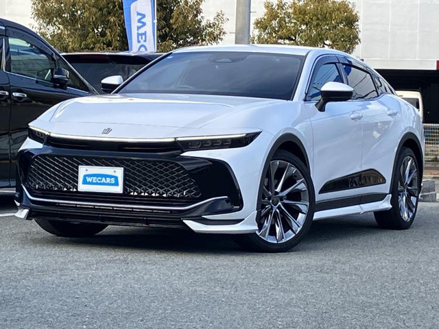 クラウンクロスオーバー2.5 G アドバンスト レザー パッケージ E-Four 4WD