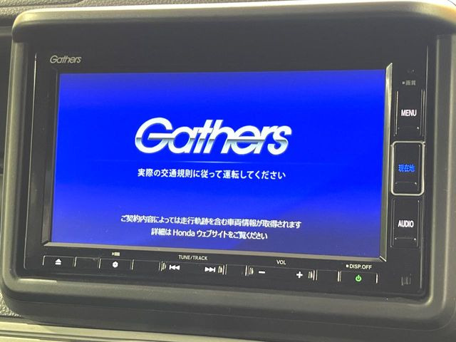 �y�����i�r�z�l�C�̏����i�r�𑕔����Ă���܂��B�i�r�̎g���₷���͂������A�I�[�f�B�I�@�\���[��!�L�����v�◷�s�͂������A�ʋ΂┃�����ȂǕ��i�̃h���C�u���y�����Ȃ�͂���