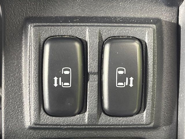 �y�����p���[�X���C�h�h�A�z�X�}�[�g�L�[��^�]�Ȃ̃X�C�b�`�Ō�ȗ����X���C�h�h�A�̊J���\���d��������͂����ăh�A���J����K�v�������A�����Ȃ��q�l�ł��ȒP�ɊJ���߂ł����K�ł���