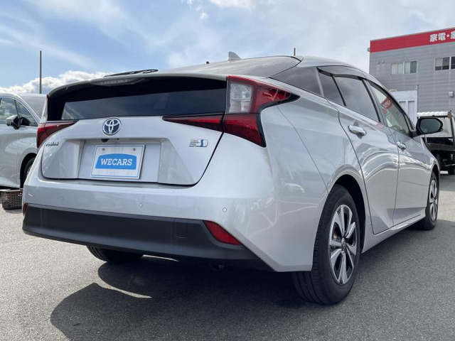 プリウス1.8 S セーフティ プラスII