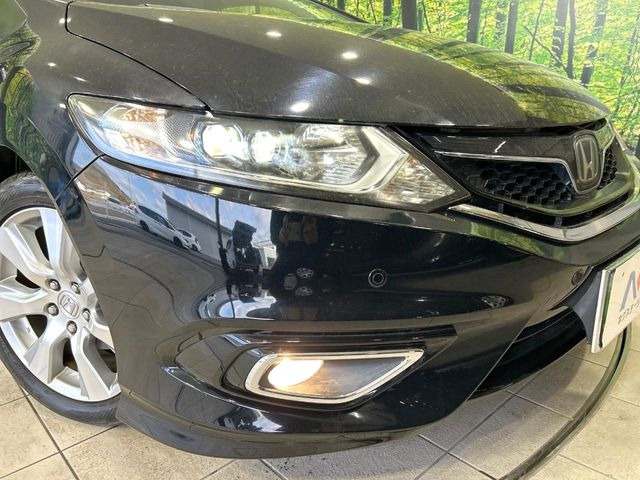 �yLED�w�b�h���C�g�z���V����ԑ��s�����ǍD�Ȏ��E���m�ۂ����S���ĉ^�]�ł��鍂�P�xLED�w�b�h���C�g�𑕔�!�_�����x�������A����d�͂��}�����Ă��܂��B