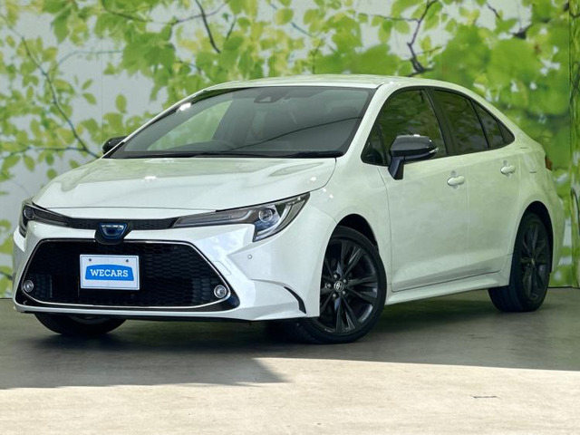 カローラ1.8 ハイブリッド W×B