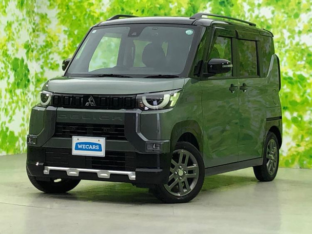 デリカミニT プレミアム 4WD