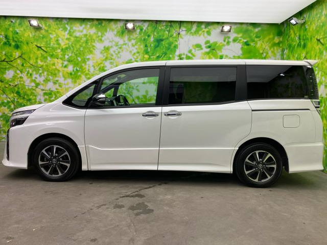 ヴォクシー2.0 ZS 煌