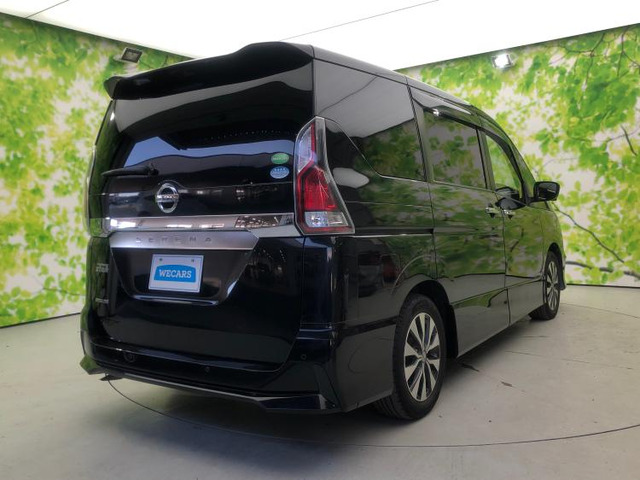 セレナ2.0 ハイウェイスター VセレクションII