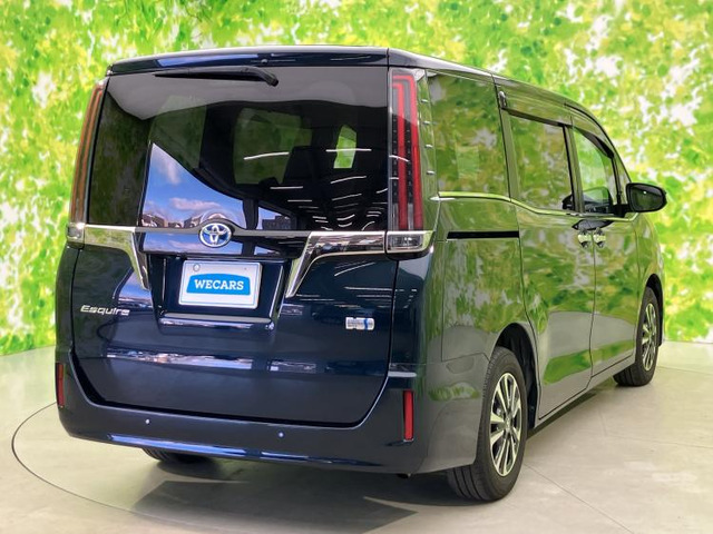 エスクァイアハイブリッド1.8 Gi プレミアムパッケージ ブラックテイラード