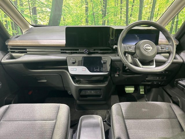 セレナ1.4 e-POWER ハイウェイスターV