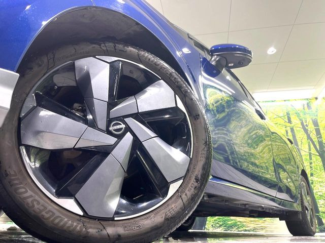 �y����17�C���`�A���~�z�C�[���z�O�ςɃ}�b�`���������A���~�z�C�[���𑕒����Ă���܂��B�e��ЊO�A���~�z�C�[����A�X�^�b�h���X�^�C�����戵�����Ă���܂��B���񂲑��k����������