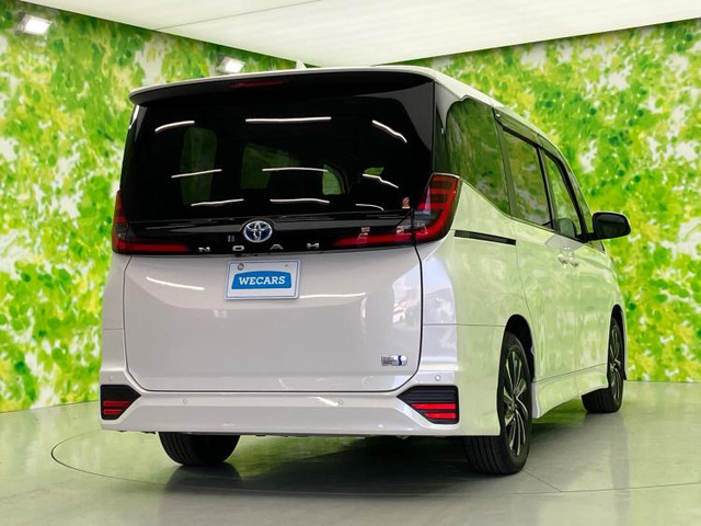 ノア1.8 ハイブリッド S-Z