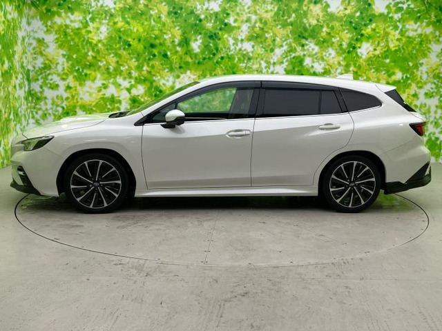 レヴォーグ1.8 STI スポーツ 4WD