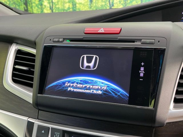 �y���[�J�[�����i�r�z�l�C�̏����i�r�𑕔����Ă���܂��B�i�r�̎g���₷���͂������A�I�[�f�B�I�@�\���[��!�L�����v�◷�s�͂������A�ʋ΂┃�����ȂǕ��i�̃h���C�u���y�����Ȃ�͂���