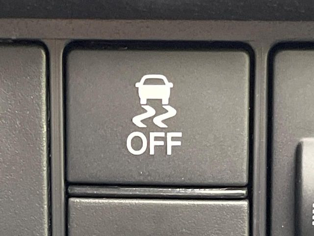 �y������h�~���u�z�ԗ��̉���������m����ƁA�����I�Ɏԗ��̐i�s������ۂ悤�Ɏԗ��𐧌䂵�܂��B�J�̓��ȂǊ���₷���H�ʏ󋵂ł����S�ȉ^�]���\�ł��B