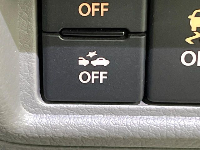 �y�X�Y�L �Z�[�t�e�B�T�|�[�g�z���s���ɑO���̎ԗ�����F�����A�Փ˂������Ȏ��͌x��ƃu���[�L�ŏՓˉ���Ɣ�Q�y�����A�V�X�g�B�����S�Ƀh���C�u�����y���݂��������܂��B