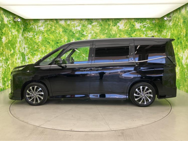 ヴォクシー1.8 ハイブリッド S-Z