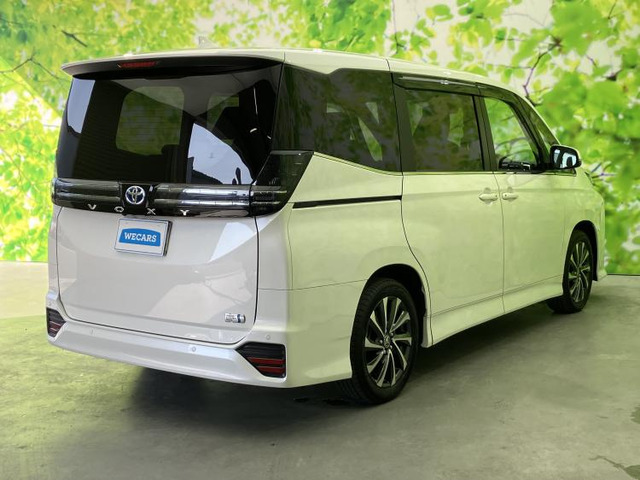 ヴォクシー1.8 ハイブリッド S-Z