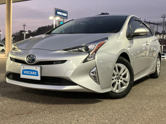 プリウス1.8 S セーフティ プラス