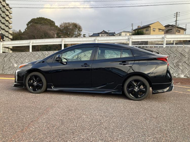 プリウス1.8 S ツーリングセレクション