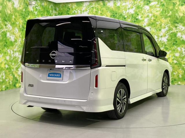 セレナ2.0 ハイウェイスターV