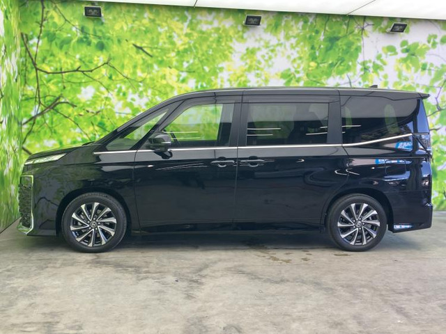 ヴォクシー1.8 ハイブリッド S-Z