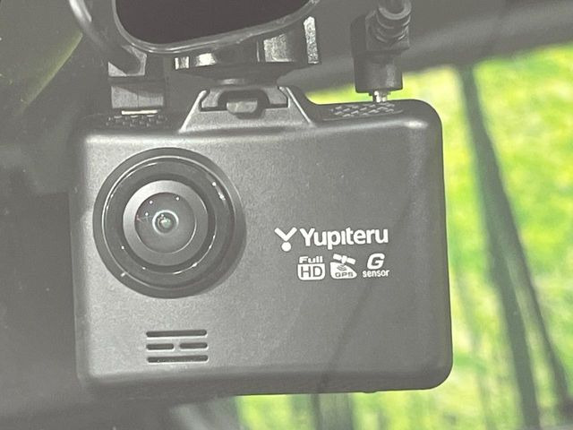 �y�h���C�u���R�[�_�[�z�h���C�u���R�[�_�[����!���s���͂������A������^�]�⎖�̂ɑ��������ہA�f���ŋL�^���A����̃��X�N�ɔ����܂��B���L�^�pSD�J�[�h�͂��q�l�����g�ł��������������K�v������܂��B