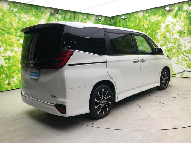 ノア1.8 ハイブリッド S-Z