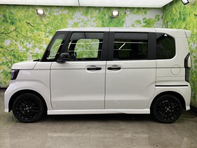 N-BOXカスタムL ターボ スタイルプラス ブラック