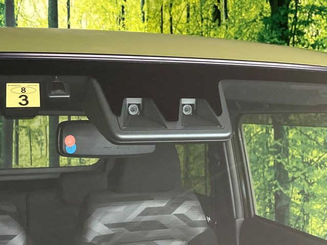 �y�X�}�[�g�A�V�X�g�z���s���ɑO���̎ԗ�����F�����A�Փ˂������Ȏ��͌x��ƃu���[�L�ŏՓˉ���Ɣ�Q�y�����A�V�X�g�B�����S�Ƀh���C�u�����y���݂��������܂��B