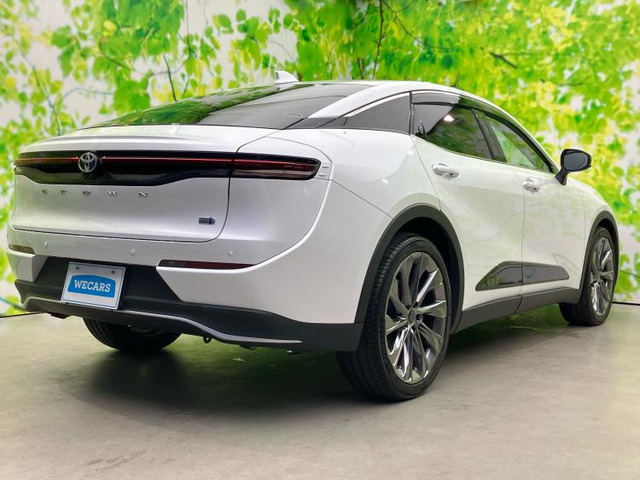 クラウンクロスオーバー2.5 G アドバンスト レザー パッケージ E-Four 4WD