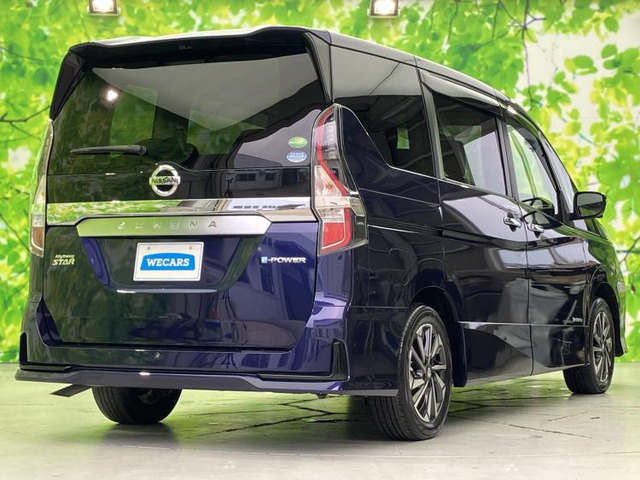 セレナ1.2 e-POWER ハイウェイスターV