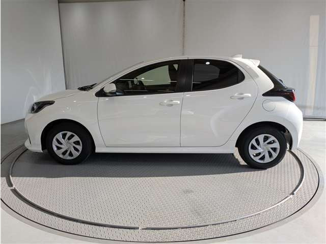 ヤリス1.5 ハイブリッド G