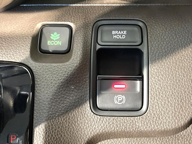 �y�d���p�[�L���O�u���[�L�z�p�[�L���O�u���[�L�͕֗��ȓd����!�{�^����ő���ł��A�A�N�Z���𓥂߂Ύ����ŉ�������܂��􃌃o�[��y�_���������̂ŉ^�]�ȉ����������肵�܂��ˁ�