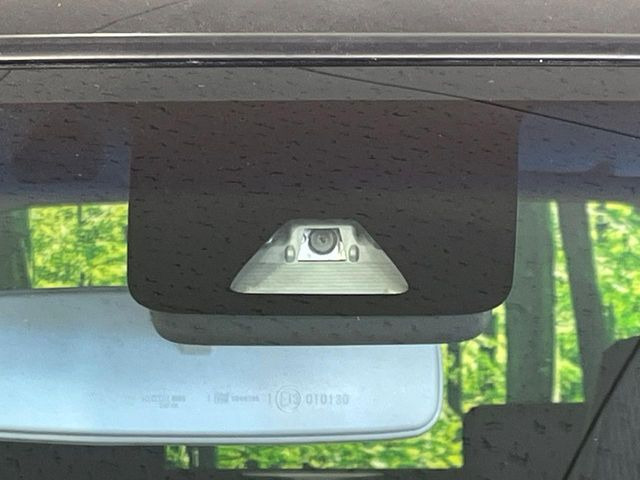 �y�X�}�[�g�A�V�X�g2�z���s���ɑO���̎ԗ�����F�����A�Փ˂������Ȏ��͌x��ƃu���[�L�ŏՓˉ���Ɣ�Q�y�����A�V�X�g�B�����S�Ƀh���C�u�����y���݂��������܂��B