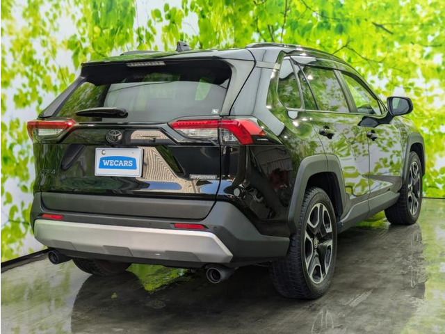 RAV42.0 アドベンチャー 4WD