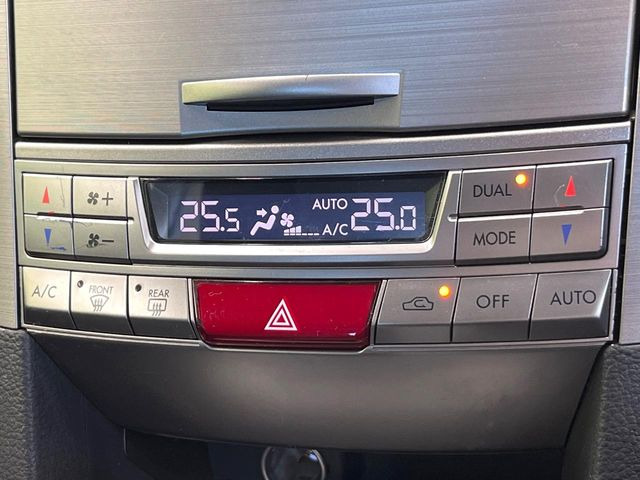 �y���E�Ɨ��^�t���I�[�g�G�A�R���z�^�]�ȂƏ���Ȃł��ꂼ�ꂨ�D�݂̉��x�ɐݒ�\�B����҂ɂ��z�������A���K�ȋ󒲂����͂��v���܂��B