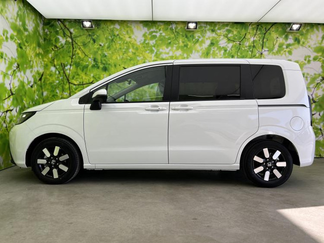 フリード1.5 e:HEV エアー EX