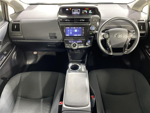 プリウスα1.8 S チューンブラックII