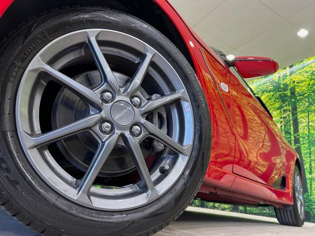 �yModulo�A���~�z�C�[���z�O�ςɃ}�b�`�����A���~�z�C�[���𑕒����Ă���܂��B�e��A���~�z�C�[����A�X�^�b�h���X�^�C�����戵�����Ă���܂��B���񂲑��k����������