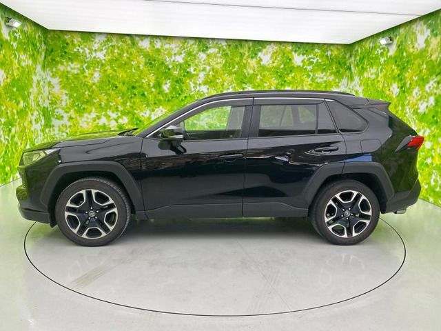 RAV42.0 アドベンチャー 4WD