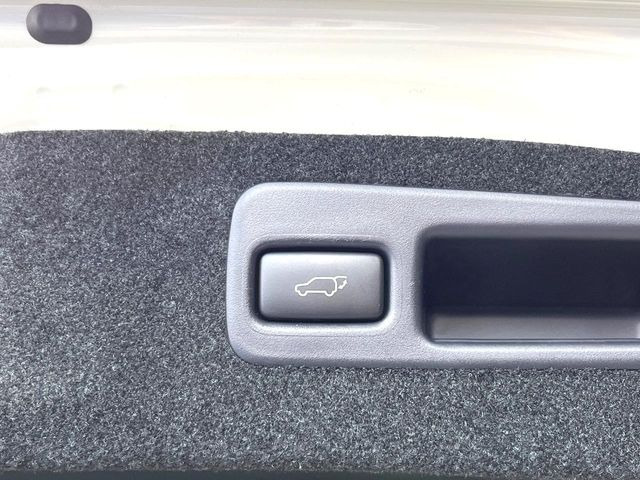 �y�p���[�o�b�N�h�A�z�X�}�[�g�L�[��^�]�Ȃ̃{�^�������������Ń��A�Q�[�g�������ŊJ���܂�!�ו��������Ă��鎞��A�����ʒu�ɂ���o�b�N�h�A��߂�ۂɕ֗��ȋ@�\�ł���