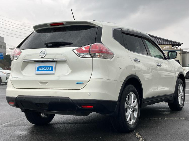 エクストレイル2.0 20X エマージェンシーブレーキパッケージ