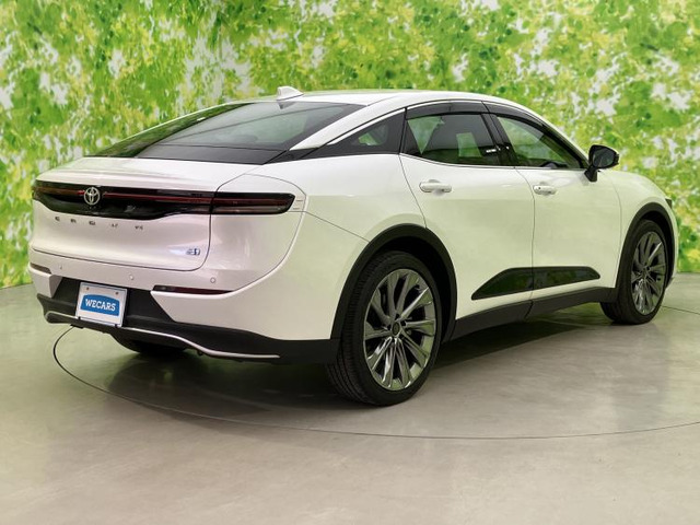 クラウンクロスオーバー2.5 G アドバンスト レザー パッケージ E-Four 4WD