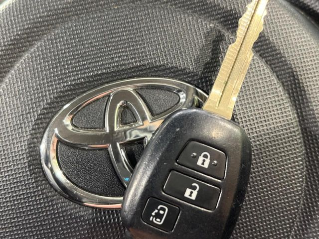 �y�L�[���X�z�������ꂽ�ꏊ����ł��{�^����Ńh�A�̊J���E�{�����ł���̂łƂ��Ă��֗�!�h�A�̌�������ɏ������邱�Ƃ�����܂����