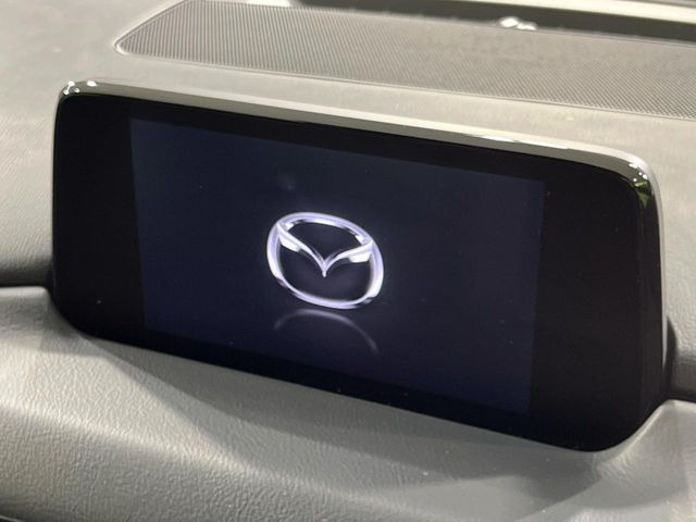 �y�}�c�_�R�l�N�g�i�r�z�ԓ��̕��͋C�Ƀ}�b�`������̌^�^�C�v�̃i�r�B�e����q�ݒ��Bluetooth�Đ����A�l�X�ȋ@�\���y���߂܂��B�����I�ȃ_�C�������삪�\�ŁA�g��������ǍD�ł��B