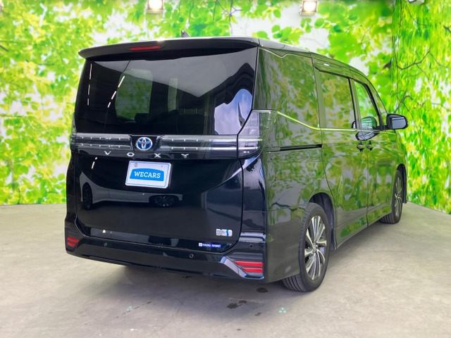 ヴォクシー1.8 ハイブリッド S-Z