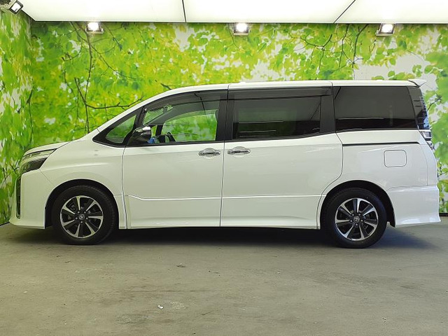 ヴォクシー2.0 ZS 煌III