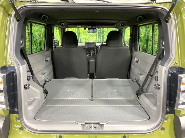 ���i�̂���������ʋ΁A���}���ɏ\���ȉ׎��X�y�[�X���m�ۂ��Ă���܂��B�Z�J���h�V�[�g��|���ƁA�傫�ȉו��̐ύڂ��\�ł���