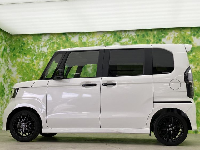 N-BOXカスタムL ターボ スタイルプラス ブラック