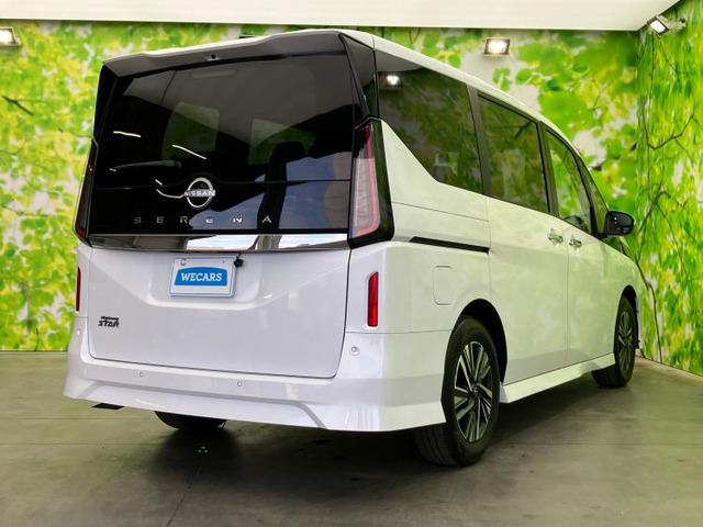 セレナ2.0 ハイウェイスターV