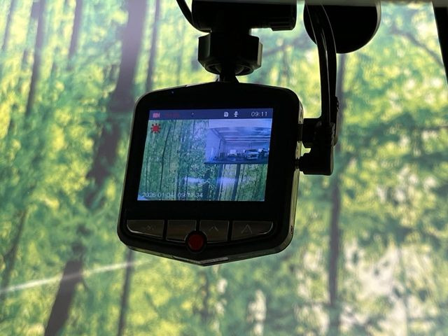 �y�h���C�u���R�[�_�[�z�h���C�u���R�[�_�[����!���s���͂������A������^�]�⎖�̂ɑ��������ہA�f���ŋL�^���A����̃��X�N�ɔ����܂��B���L�^�pSD�J�[�h�͂��q�l�����g�ł��������������K�v������܂��B